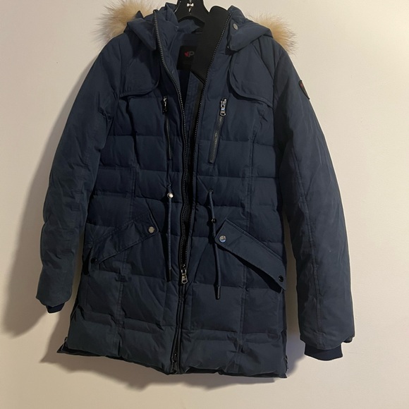 Pajar mint condition women coat lg. - Picture 3 of 16